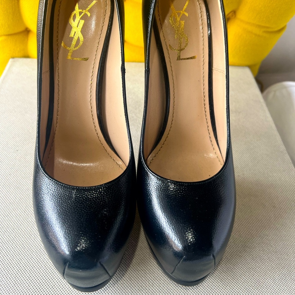 Saint Laurent Heels size 38.5